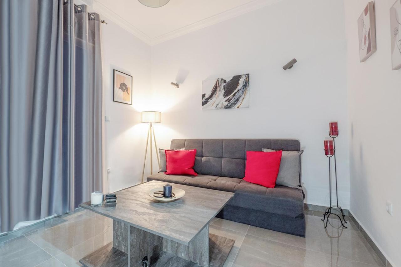 Minimalistic! Apartment Athens Exterior photo